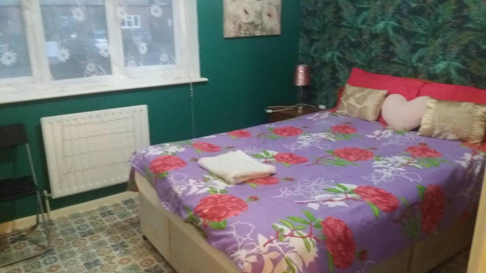 Spacious Double Room Located Within Walking Distance To Seaside And Town Dover Exterior photo